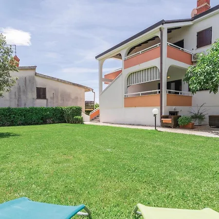 Gorgeous Apartment In Savudrija With Kitchen * Savudrija