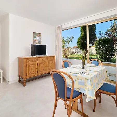 Gorgeous Apartment In Savudrija With Kitchen * Savudrija